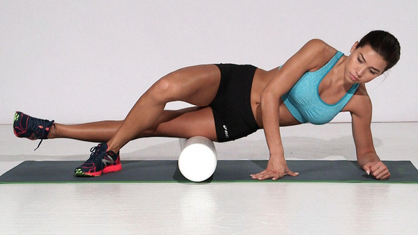 Certified Fitness Trainer Explains | How To Foam Roll Like A Boss